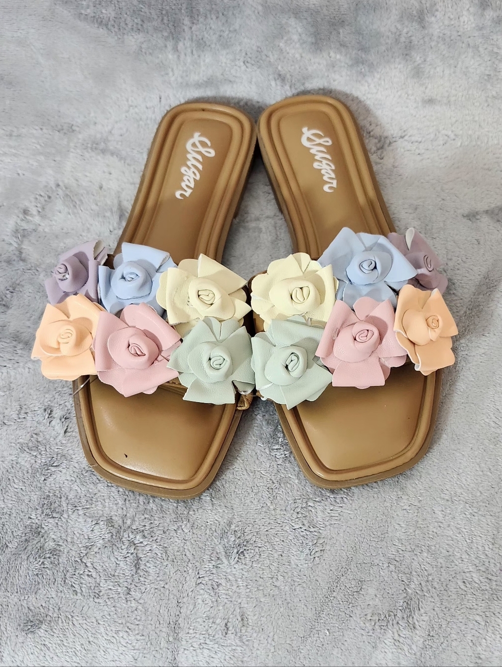 Sugar Floral Pastel Embellished Slides Size: 7 Color: Multicolor - Picture 7 of 9